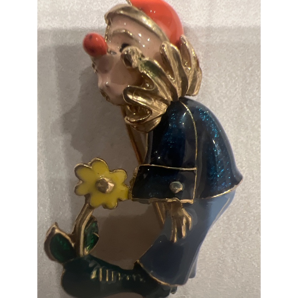 Vintage Enamel Jester Hobo Clown 🤡 Pin - Picture 1 of 4